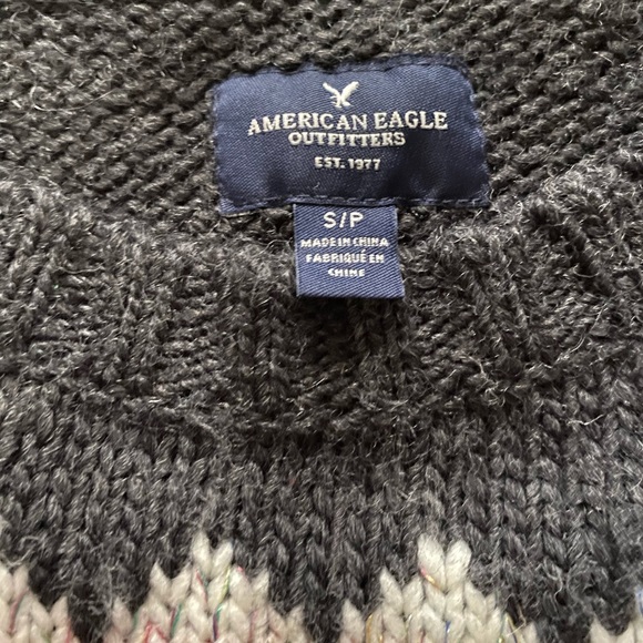 American Eagle Wool Sweater - Juniors Sweater - Picture 2 of 3